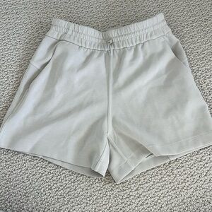 Lululemon softstreme shorts size 2